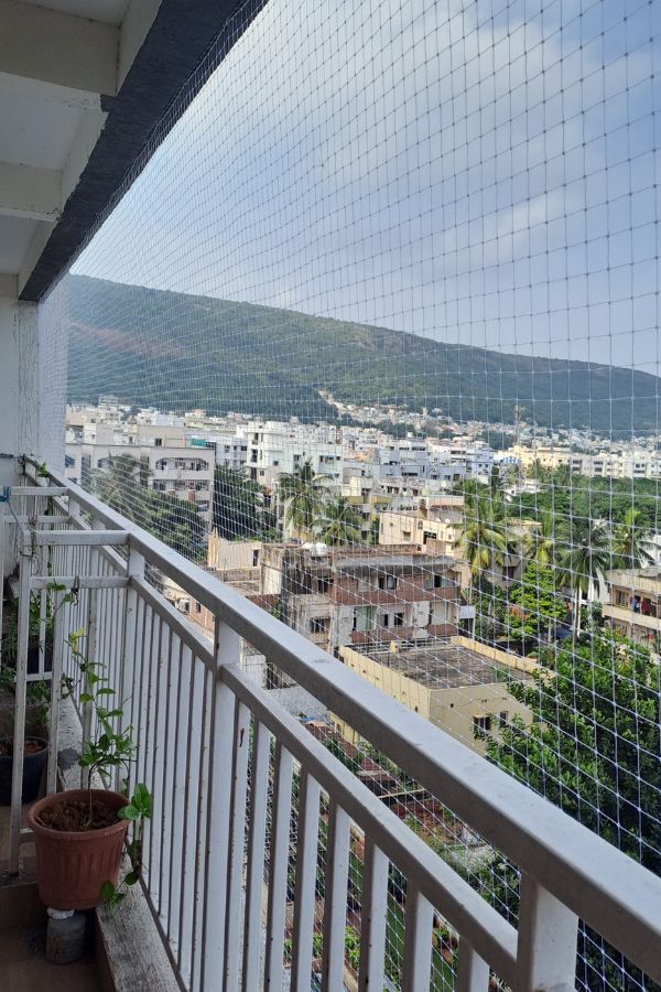 Transparent Nets for Balconies